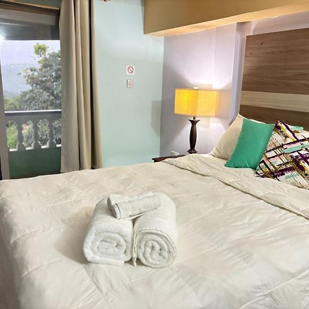 Matthew'S Miracle View Bed & Breakfast Розо Екстериор снимка