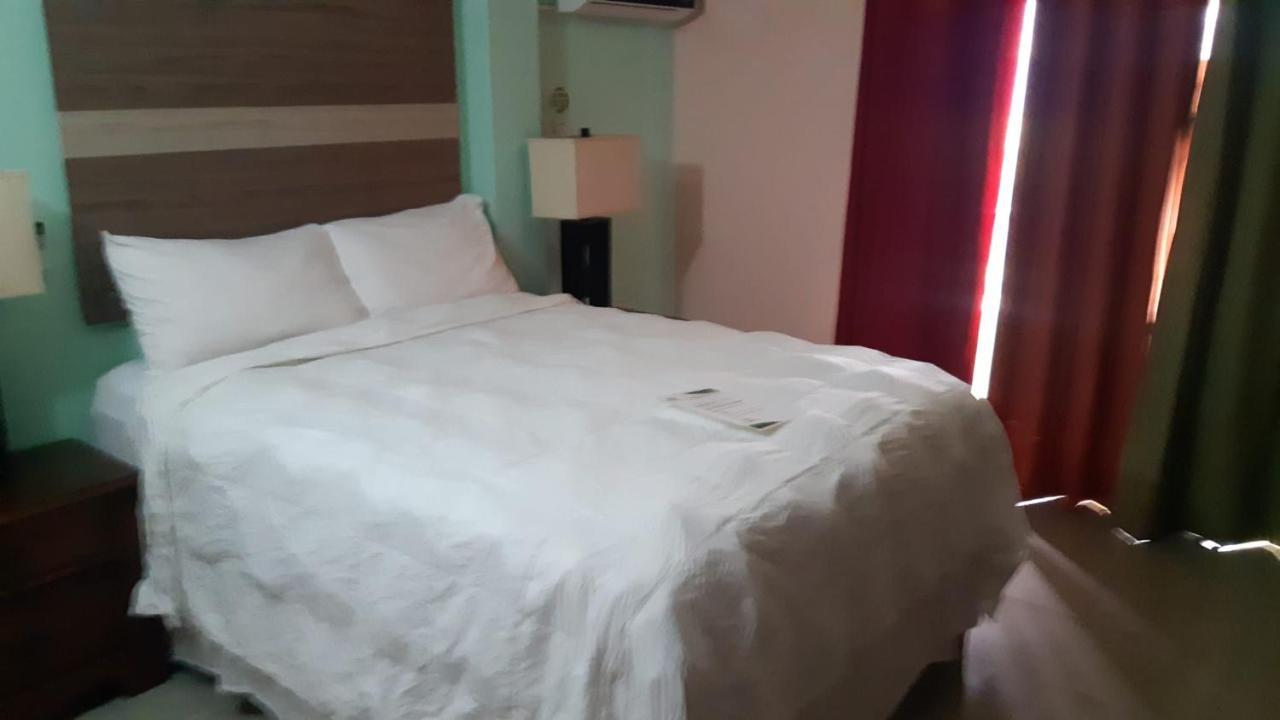 Matthew'S Miracle View Bed & Breakfast Розо Екстериор снимка