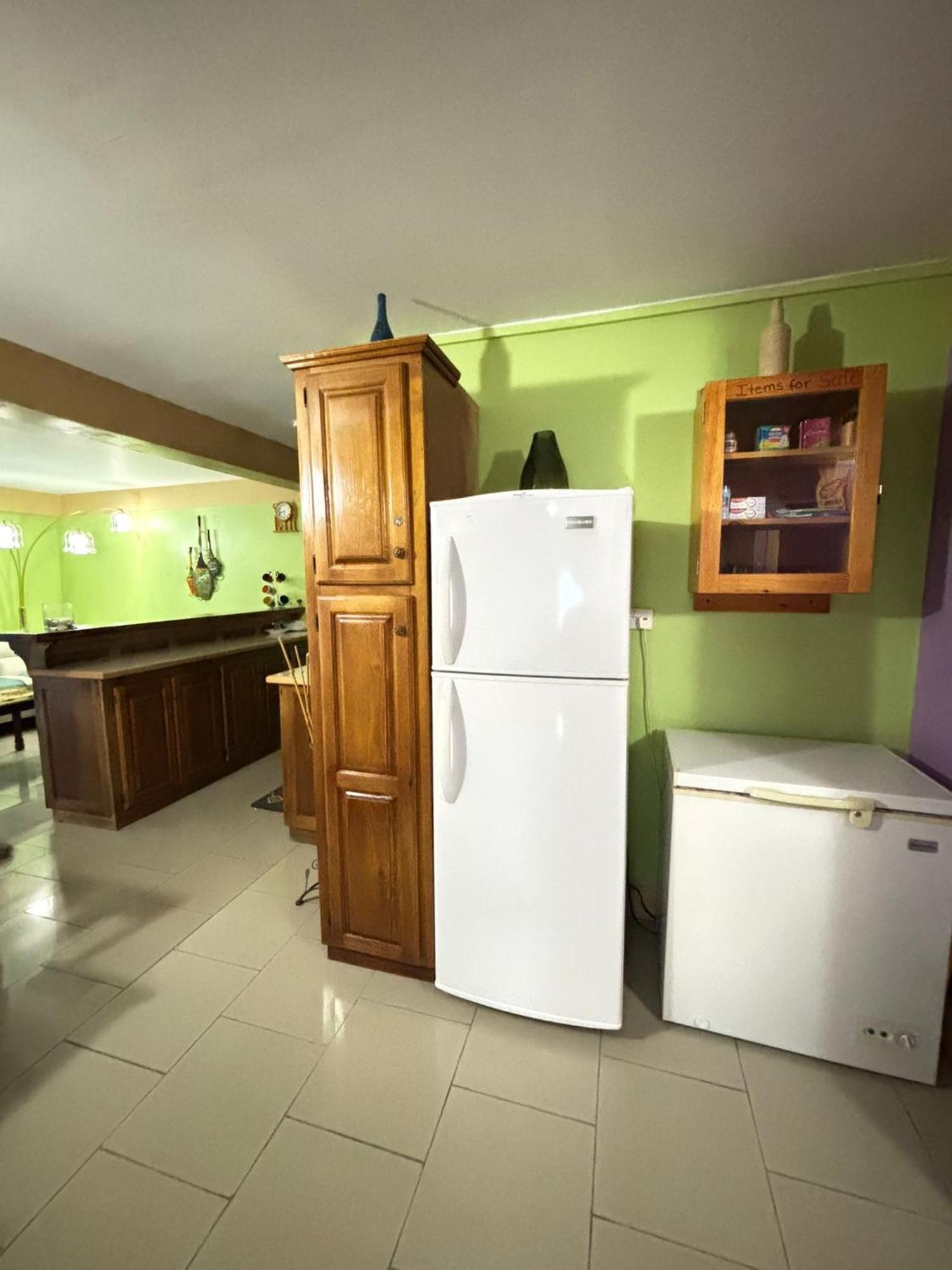 Matthew'S Miracle View Bed & Breakfast Розо Екстериор снимка