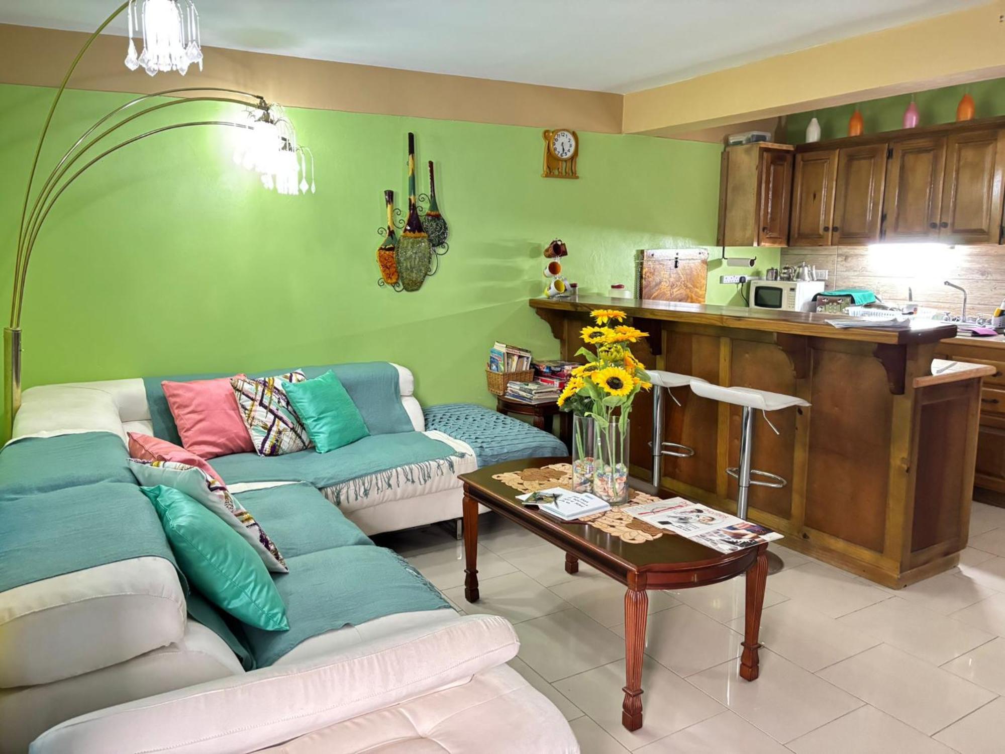 Matthew'S Miracle View Bed & Breakfast Розо Екстериор снимка